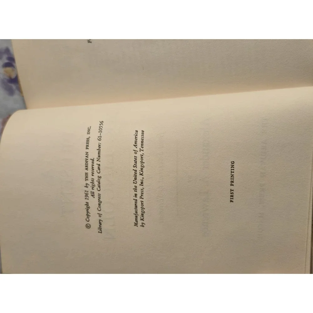 A Present For Mr. Lincoln by Alexander A. Lawrence, Hardcover 1961 First Edition